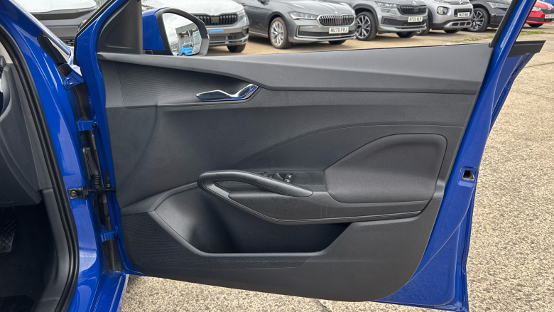 Skoda Fabia 1.0 MPI 80 SE Comfort 5dr Petrol Hatchback